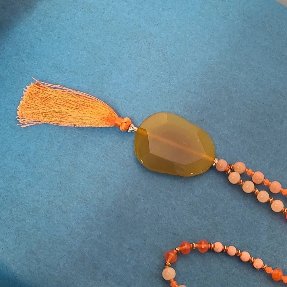 NWT Sequin Fashion Costume Necklace - Picture 9 of 10